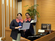 全社表彰は、年に2回！前MVPと新人賞の方が司会となり、ノリノリで実施します！