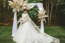 新卒／お客様をお姫様に。美しいドレス×接客で幸せを創るスタイリスト募集