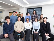 集合写真_不動産業界をより良いものにするために全員が新しいことを考えて実行しています。