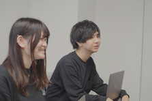 PHP×Laravel｜勤務地に縛られない働き方｜社員の半数が地方在住