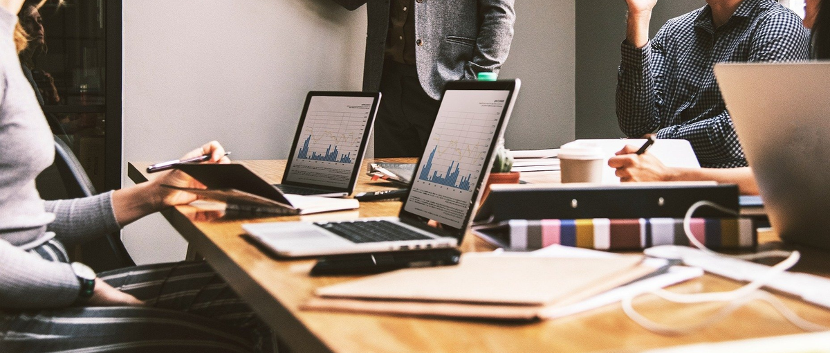 仲間と高めあえる環境で、 事業作りに関わりたい23卒、24卒大募集！！