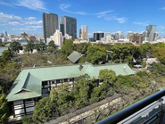 オフィスは靖国神社の目の前