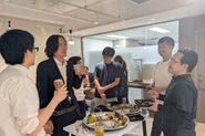 懇親会の様子
