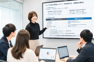 急成長中のブランドを自分の手で育てていく、「事業づくり」のリアルな手応えを感じながら働けます。