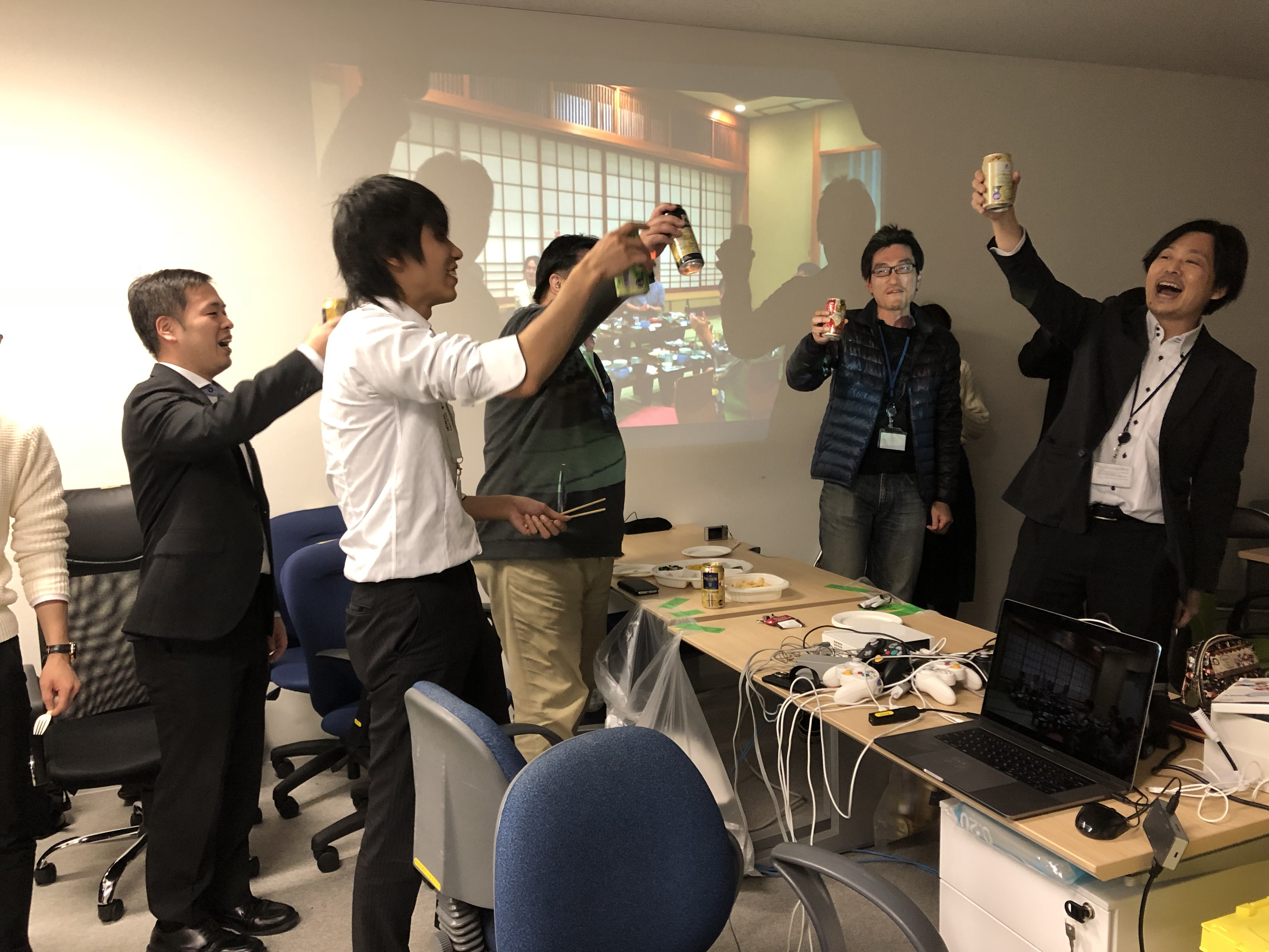 アットファイブ納会実況中継