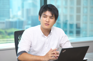 データエンジニアリング部　データソリューション課・課長の北野。「社内のデータで、都市や街区の開発に携われるのは非常に面白いです」
