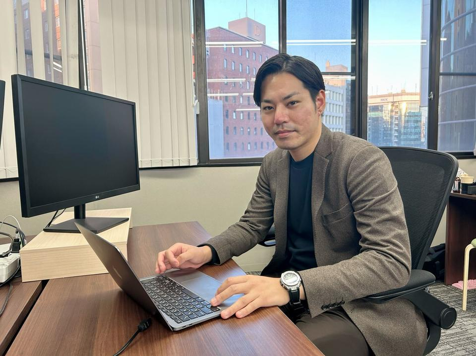 大手企業からベンチャーへ！挑戦し続けるトップ営業マン