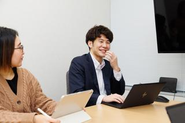 社内打合せの風景