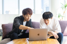 自社サービスの成長をリード！PdMとして意思決定から開発まで担うポジション
