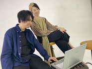 「プログラミング言語のJavaを頑張りたいから、今まさに仕事で使っている先輩をメンターに」… そうして  “使える知識” を学べます。