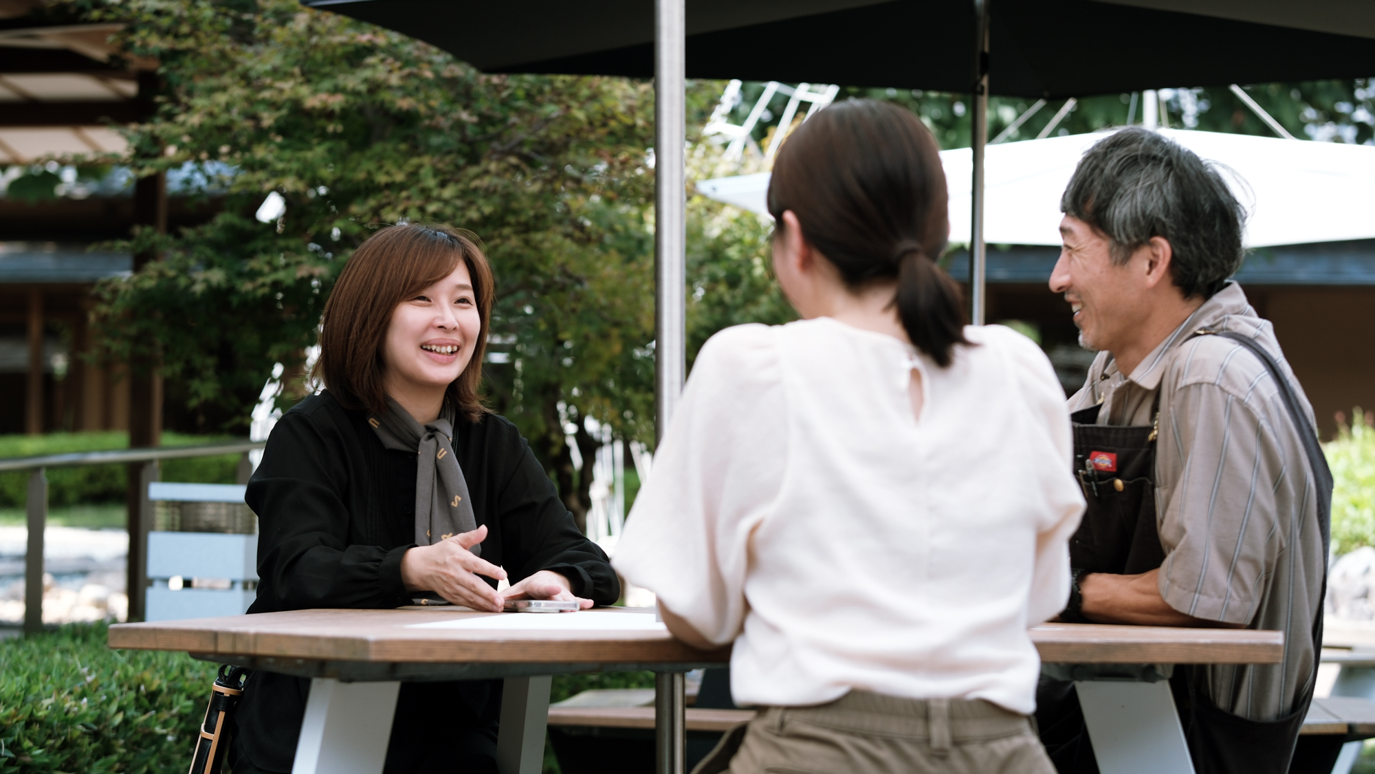 【社員インタビュー】原動力は「愛と人情」。社員のみんなが慕うおかんの存在が創造舎を支え、スタッフの働きやすさをつくっている。