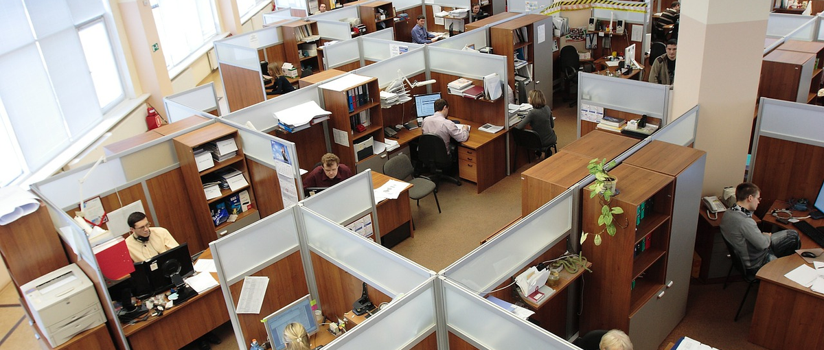 独学のみも歓迎！0からエンジニアとして実践を積める環境あり