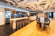 オフィスは、渋谷スクランブルスクエアのwework(37-41&45Fとwe work JAPAN最大規模）の39Fにあります