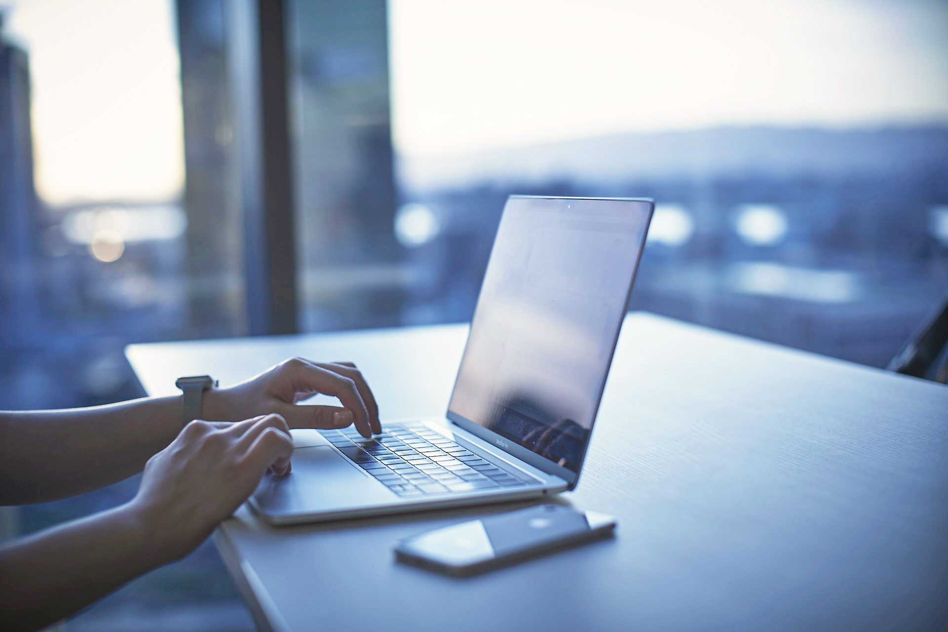 クリエイティブな会社であり続けるために。自分の意思で選択する「新しい働き方」をアップデートしました。