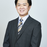 篠崎 諒也