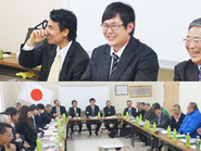 定例会議では各エリアの営業担当が一堂に会します。会議なのに笑顔の絶えない空間です。