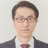 山﨑 賢太郎さんのプロフィール