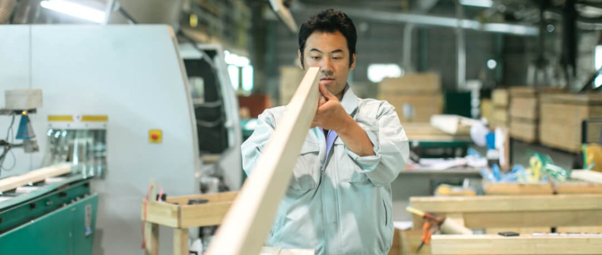 木材業界に革命を。｜科学技術を活用し、一歩先を行く木材加工を行っています