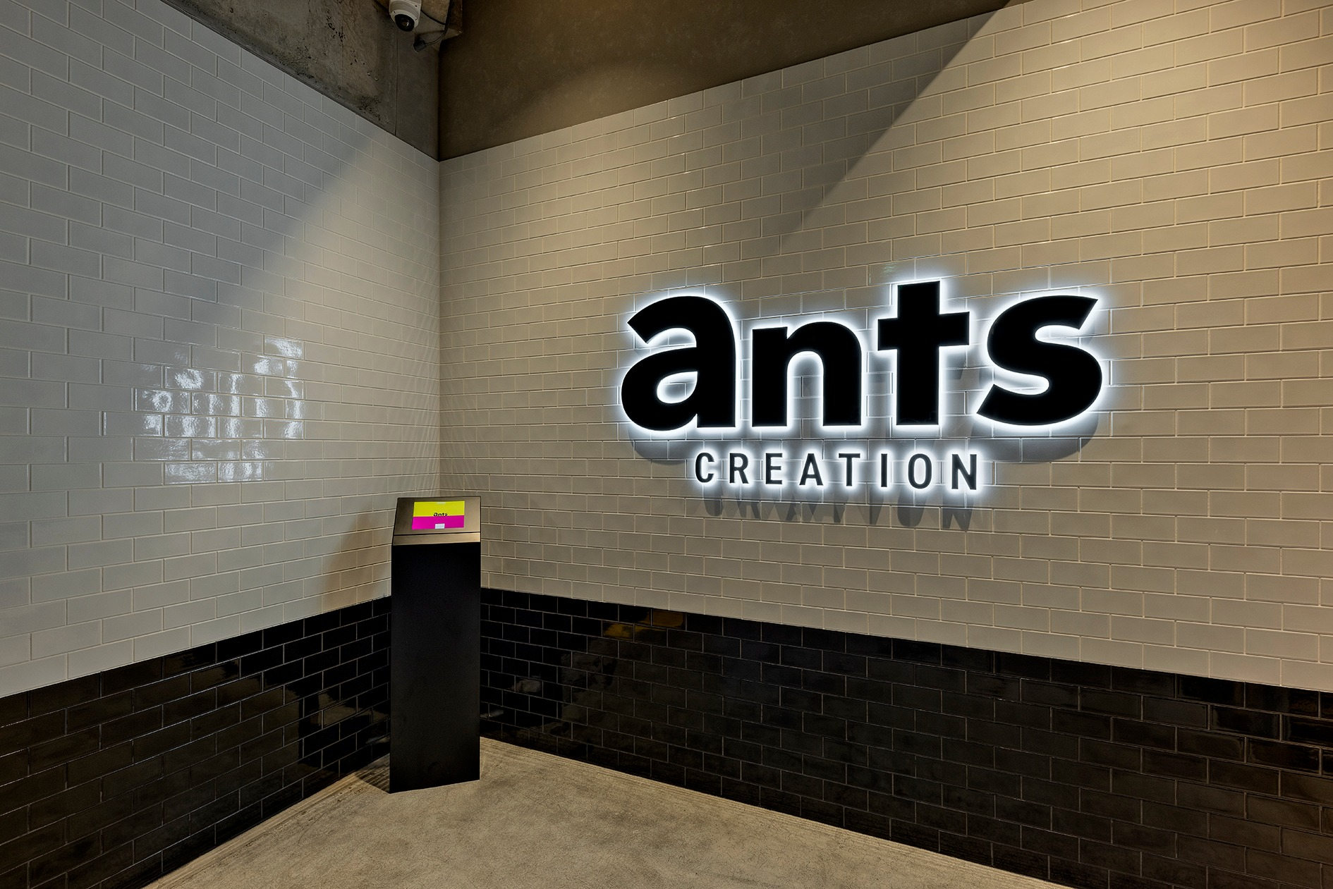 オフィス引っ越しました