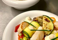 地域の漁師・農家から頂いた食材をふんだんに使用