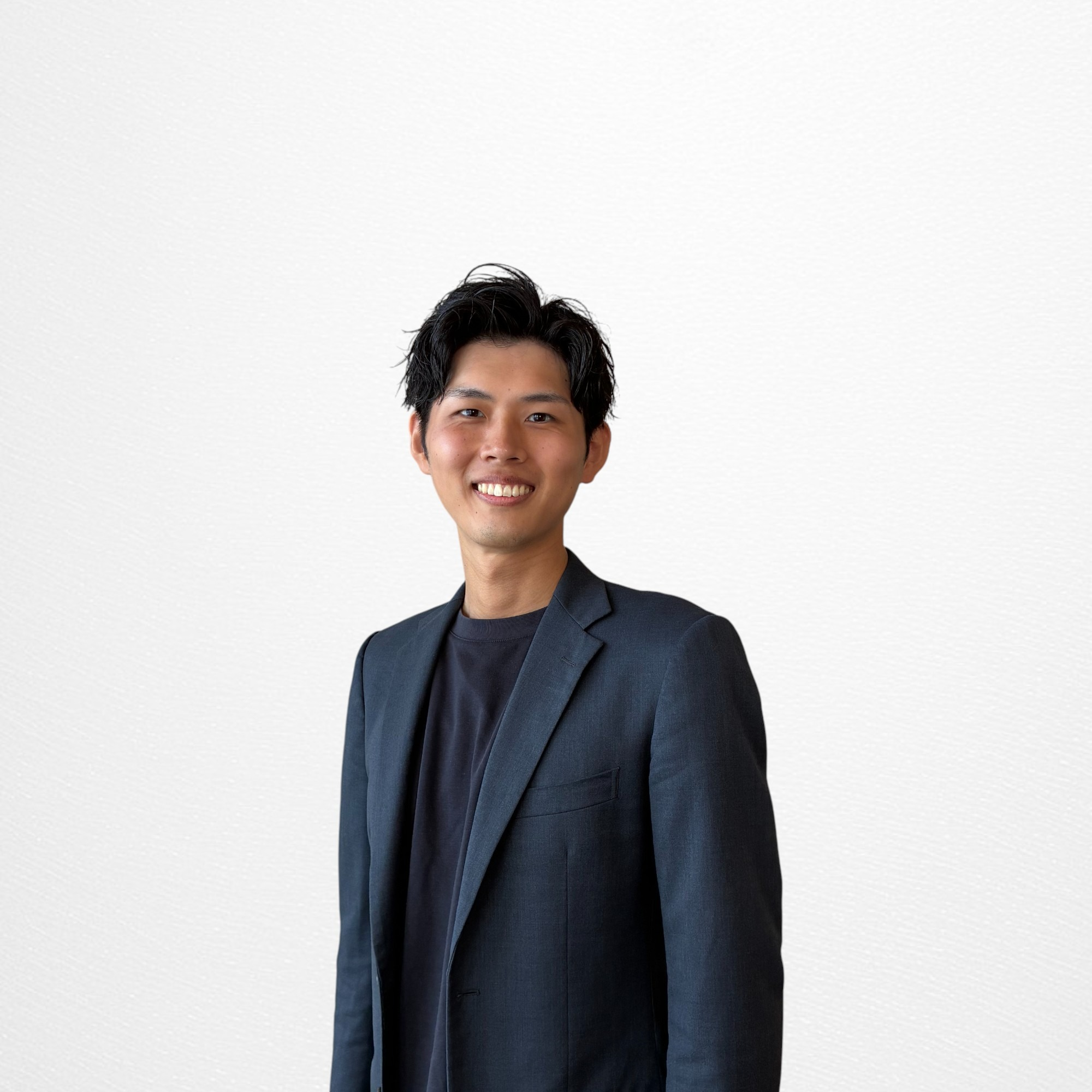Takatomo Suzuki