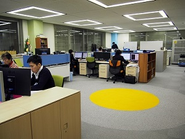 明るいオフィスで一緒に働きませんか？