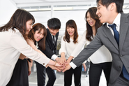 全体の男女比率は約6:4！入社してからのポジションが多様なため、裁量をもった仕事やキャリアアップが実現できます。