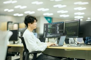 従業員は約300名。多種多様なメンバーが参画しています。
