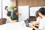 一社一社にコミットしたコンサルティングを行います！