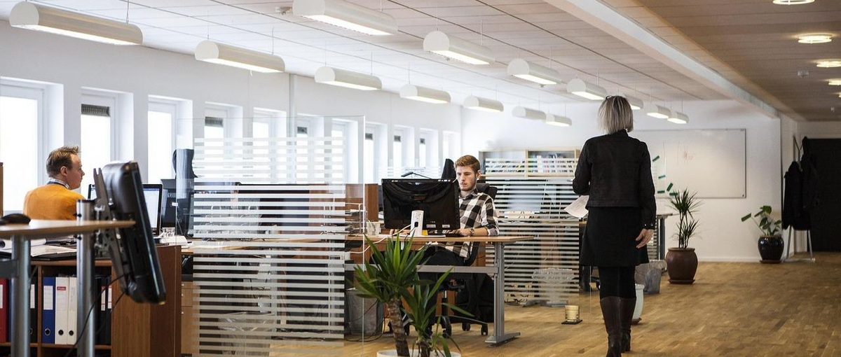 クラウド推進の中核へ！AWSエンジニアPM／PL募集