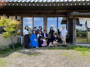 毎年合宿を行なっています。今年は、相互理解をテーマにみんなでワークをしました！その後のBBQも大盛り上がり。