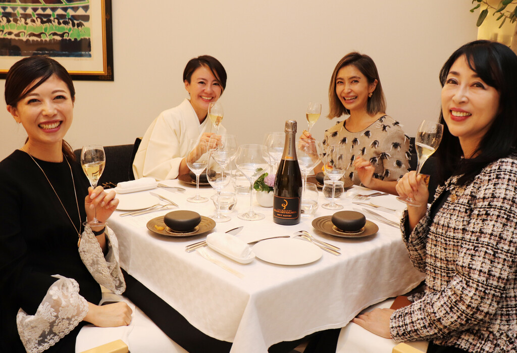 シャンパーニュ ラグジュアリーディナー