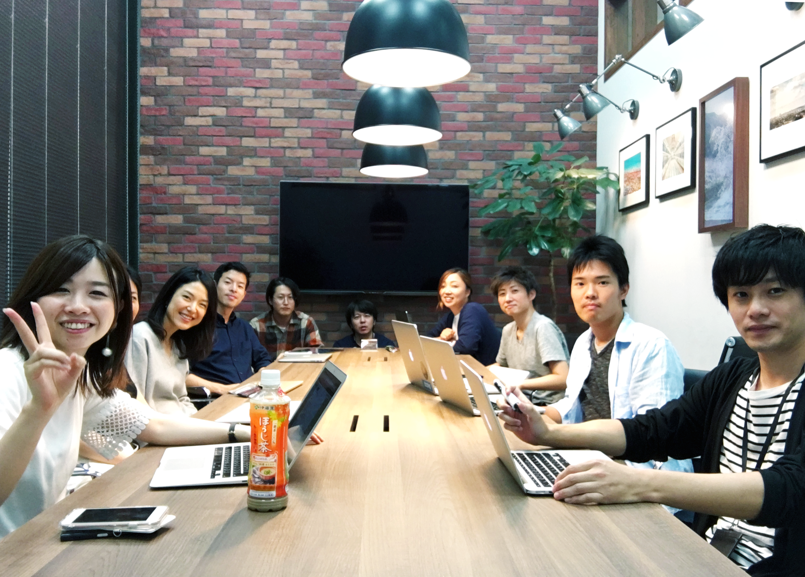 こんなに部員がいることに驚く9月のゆる運動部は、ゆるく真面目にミーティングをしました。