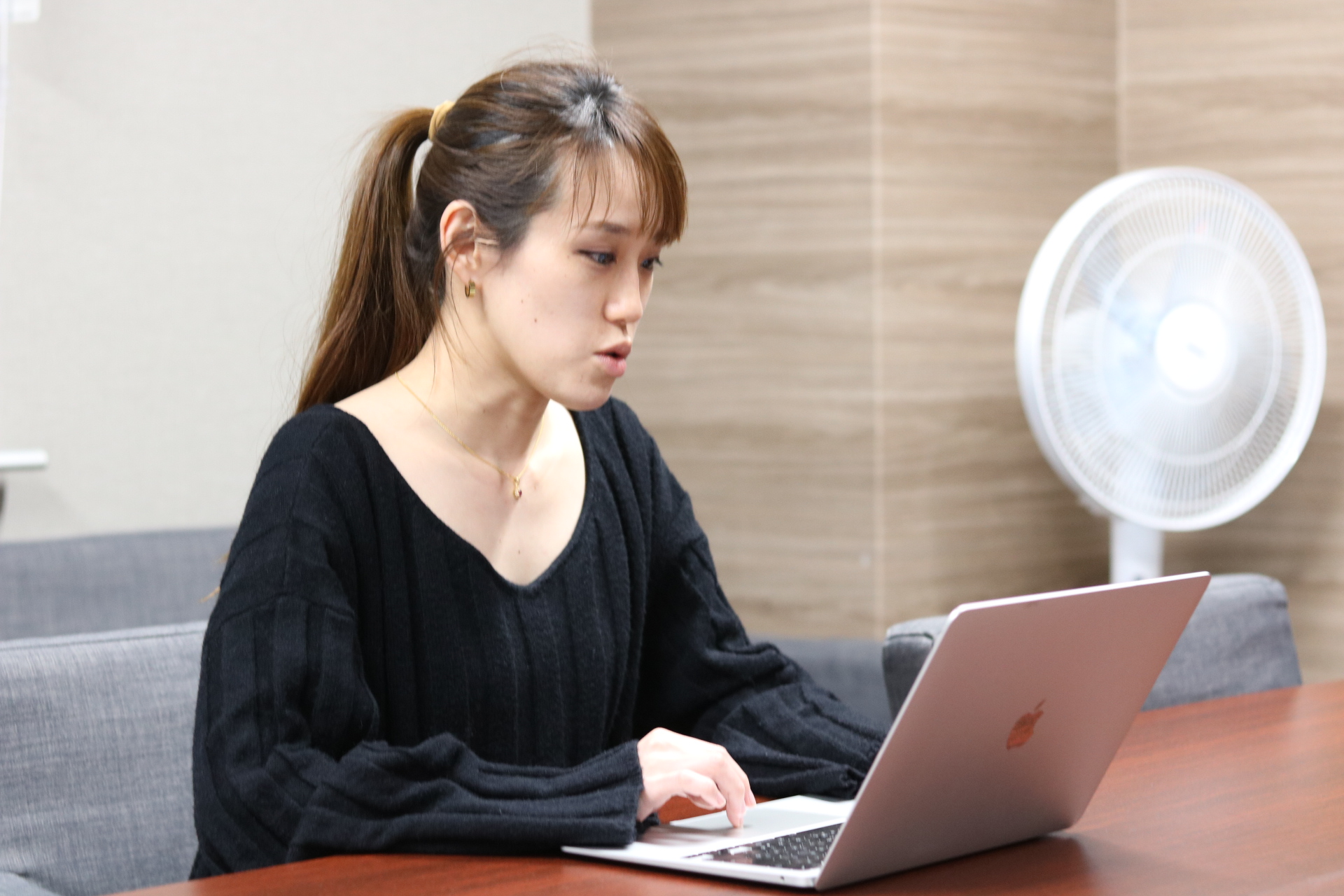 【社員紹介Vol.2】複数プロジェクトを同時に推進！やった分だけ評価される｜社員インタビュー