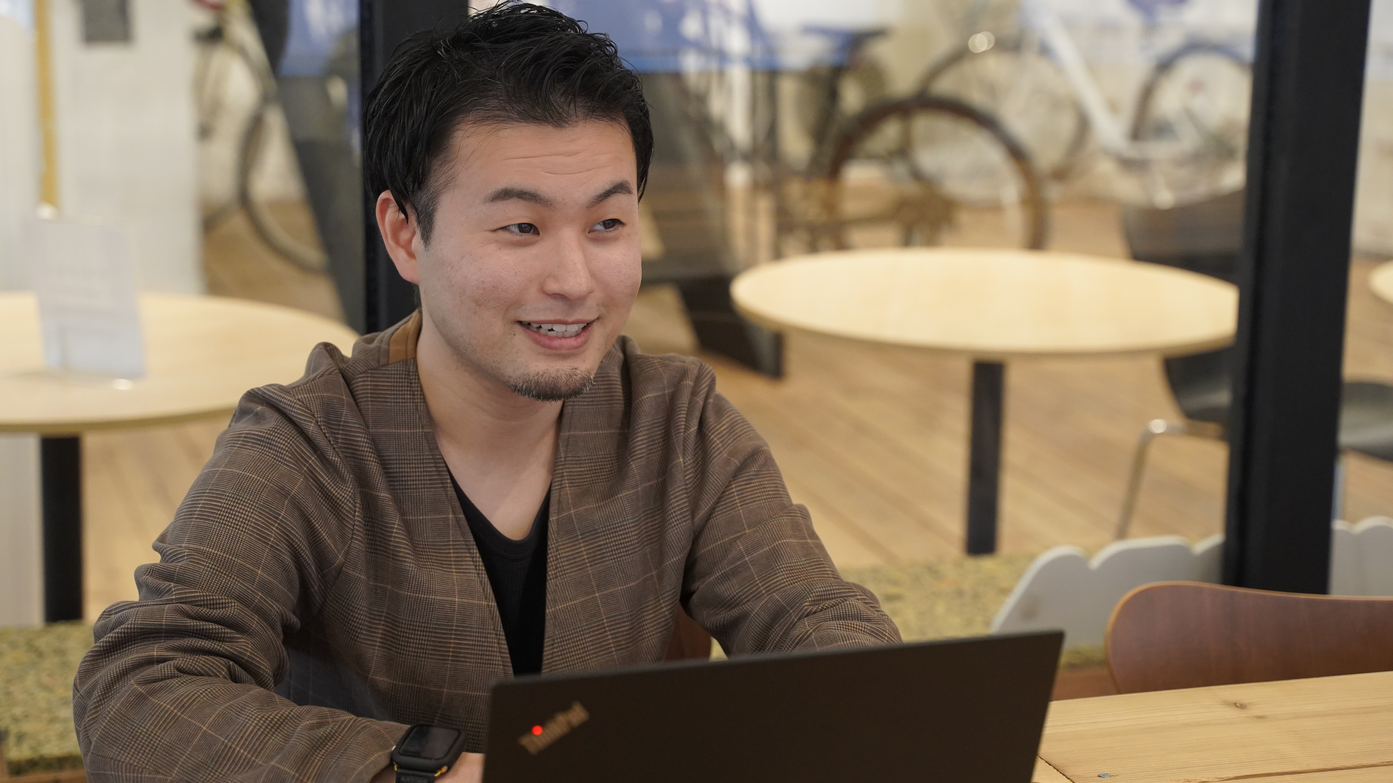 舞台奏者からグロースハッカーへ異色の転身｜未経験からわずか1年で掴んだ事業部最大プロジェクトの責任者という大役。