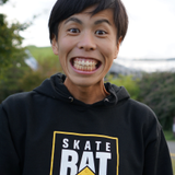 武石レオ