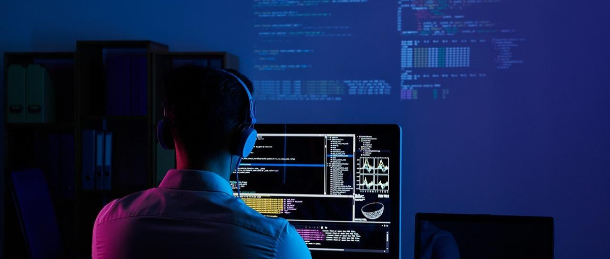 webエンジニア募集｜優秀なメンバーと成長できる環境、ここにあります。