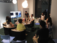 ミーティングはみんなで楽しく！