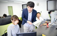 20～40代のスタッフが多く、わからないことも聞きやすいカジュアルな雰囲気です。