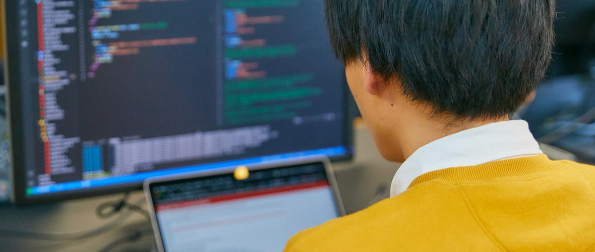 大阪募集｜経験ゼロでも熱意を重視します！システムエンジニアへチャレンジ！