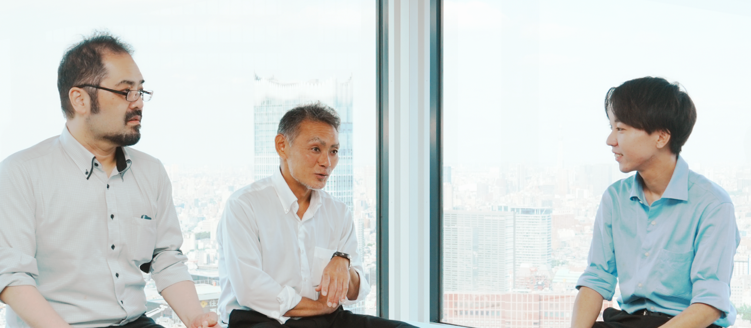 INTERVIEW #35：新卒・ベテランの連携×グループ協力を叶えたチームにインタビュー！