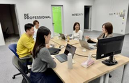 社員の特徴は、誠実さ、ユニークさ、利他、やり抜く力、物事を前向きに捉える楽観力、チームワークなど、全社最適な意思決定を重んじる企業文化です！