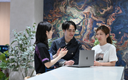 自分で考え抜く時間も、チームで知恵を出し合う時間も、どちらも大切にしています