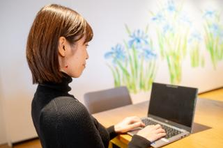 ラボ型開発で自社にいながら多彩な案件に携われる！