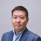 コンドウ ツヨト
