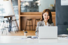 ビジネス課題をクリエイティブに解決！創造思考のDX推進コンサルタント募集！