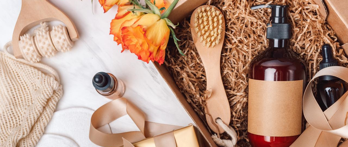 心が動くデザインを、街や日常に届けるお仕事です。グラフィックデザイナー募集