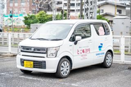 とこ部屋とマスコットキャラクター「とこちゃん」がプリントされた社用車。地域密着47年の歴史と「とこちゃん」により地元所沢で幅広く認知されています。