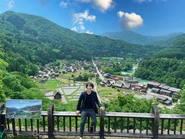 25歳の副社長は海外旅行が大好きです。口癖は「今すぐ全国飛んでいきたい」です　(累計80ヵ国以上行きました！)