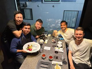 CEOエリアスの誕生日にはみんなで焼き肉で祝いました。